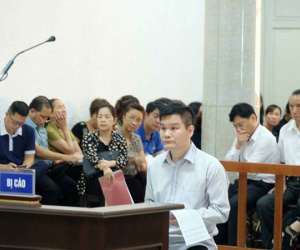 Tiến sỹ 'dạy làm giàu' bị đề nghị mức án chung thân
