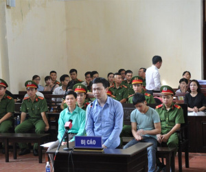 Vụ xét xử bác sĩ Hoàng Công Lương: Những câu hỏi ám ánh người nghe
