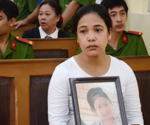 Mẹ của bé gái 13 tuổi bị xâm hại đến mức tự tử: Tôi không muốn vụ án sẽ giống 'Nguyễn Khắc Thủy lần thứ hai'