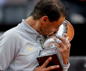 Nadal lần thứ 8 vô địch Rome Masters, trở lại số 1 thế giới