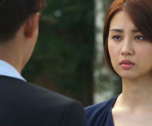 Ki cóp làm lụng lo cho chồng con, nào ngờ chồng dùng tiền tôi gửi về đi mua xe sang để hẹn hò gái đẹp