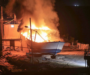 Nóng: Máy bay chiến đấu của Israel rải bom tấn công Gaza