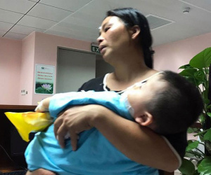 Bác sĩ kể lại 3 giờ cứu sống em bé 2 tuổi bị chó cắn nát mặt tại Hà Nội