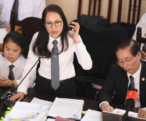 Căng thẳng tại tòa xét xử BS Lương: 3 luật sư đề nghị khởi tố 3 người vắng mặt