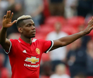 Paul Scholes khuyên Man Utd không nên cố giữ Pogba