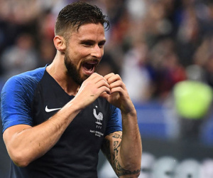 Dugarry: 'Pháp chẳng thể vô địch World Cup với một tiền đạo như Giroud'