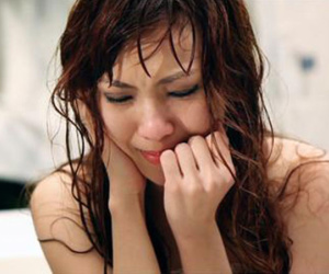 Gia cảnh giàu có của nhà chồng thứ hai khiến tôi lo sợ bí mật của mình bị bại lộ
