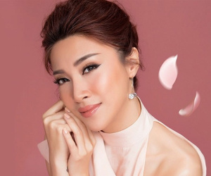 'Người tình không thừa nhận' Công Vinh ra tự truyện, Pha Lê lập tức đăng đàn đá xoáy?