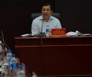 Chủ tịch Đà Nẵng: 'Tài xế của tôi thấy cán bộ quy tắc lấy hàng của dân không trả tiền'