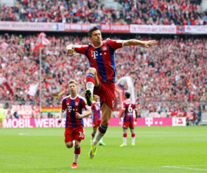 'Siêu cò' Zahavi muốn Lewandowski rời Bayern Munich