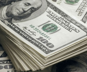 Vì sao USD ngân hàng tăng chóng mặt?