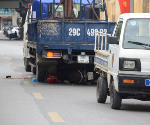 Bác sĩ trực tiếp cấp cứu nạn nhân vụ xe tải chạy lùi: '3 mẹ con đã tử vong trước khi vào viện, chúng tôi chưa từng thấy tai nạn nào thương tâm như vậy'