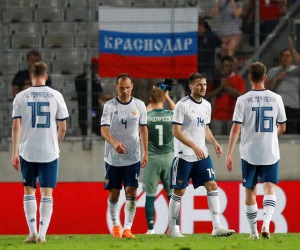 Chủ nhà World Cup 2018 tiếp tục gây thất vọng