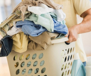 Những 'anh chồng quốc dân' làm cả tá việc nhà chẳng nề hà giặt quần áo