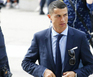 Ronaldo bị buộc phải nộp phạt 33,6 triệu đôla vì trốn thuế
