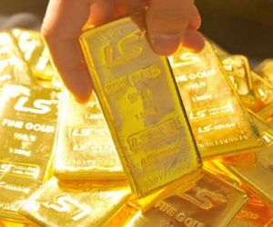 Giá vàng hôm nay 1/6: USD rời đỉnh cao, vàng chưa thoát đáy