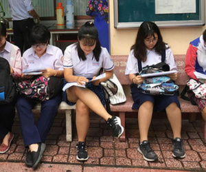 87.400 thí sinh bắt đầu thi môn đầu tiên