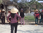 Clip 'Khi các bà các mẹ ở quê mình đi thi Next Top' đang làm mưa làm gió trên MXH vì quá đáng yêu