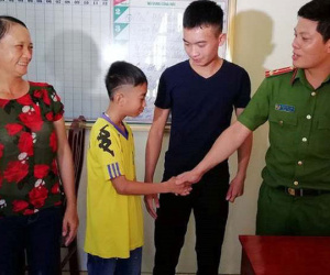 Giải cứu trẻ 12 tuổi bị bắt cóc đòi 50 triệu đồng