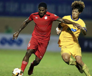 Thanh Hóa ‘trảm’ ngoại binh, triệu hồi cựu thủ quân U23 Việt Nam