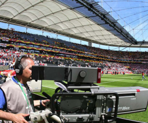 Bản quyền World Cup 2018: Việt Nam căng, thiên hạ mua giá thế nào?