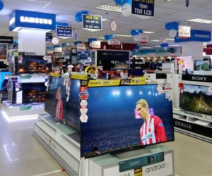 Chưa có bản quyền World Cup, cửa hàng bán tivi lo 'ế hàng'