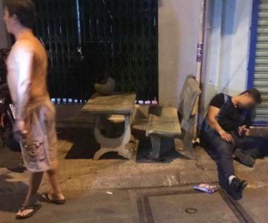 Con trai thuê giang hồ mang súng đi thanh toán người tình trẻ của mẹ