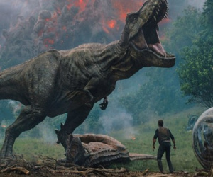 Các nhà phê bình phim thi nhau mổ xẻ 'Jurassic World: Fallen Kingdom'