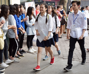 Học sinh lứa 'dê vàng' đua giành suất vào lớp 10 công lập Hà Nội
