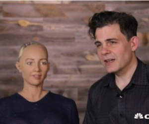 Sophia - robot giống người hay chiêu trò quảng cáo