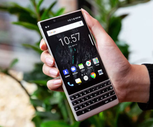 BlackBerry Key2 chính thức ra mắt, camera kép, giao diện tinh tế