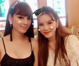 Lâm Khánh Chi không dám rời sự kiện vì sợ bị nghi lấy cắp hột xoàn của Lý Nhã Kỳ