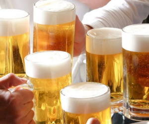 Một người Việt uống gần 170 lít bia mỗi năm