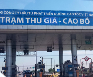 Tổng cục Đường bộ đề xuất 'trạm thu giá' thành 'trạm thu phí'