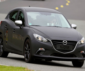 SkyActiv-X - 'vũ khí' mới của Mazda