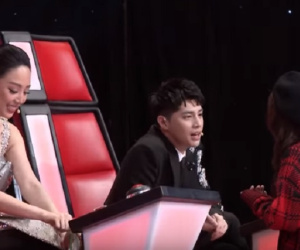 The Voice tập 4: Noo Phước Thịnh lại 'thả thính' thí sinh xinh đẹp