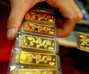 Giá vàng hôm nay 11/6: Lặng yên trước bão