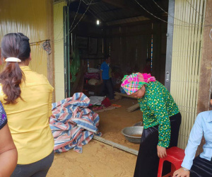 Yên Bái: Ghen tuông, chồng cầm dao đâm vợ 3 nhát rồi tự tử nhưng bất thành