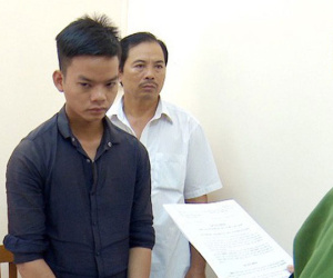 Đâm nhau thủng ngực vì ghen tức chuyện 'bạn gái' bị người khác mời nhậu