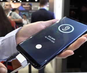 Màn hình smartphone sắp kiêm chức năng loa âm thanh