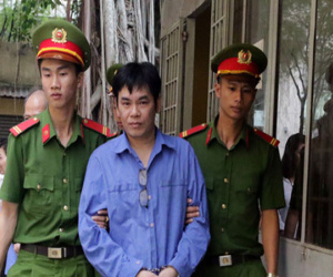 Việt kiều ôm gần trăm tỉ bỏ trốn, giám đốc ngân hàng ra tòa
