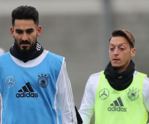 Bê bối của Oezil, Guendogan và nỗi lo của Loew