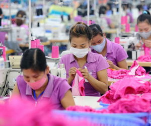 Cứ 5 phụ nữ đi xin việc thì 1 người bị từ chối vì là nữ