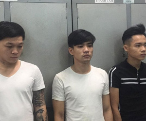 Nhóm thanh niên đánh đập cặp đôi nước ngoài, cướp tài sản