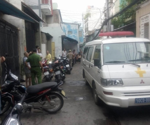 TP.HCM: Vợ về nhà bàng hoàng phát hiện chồng con đã chết, trên người có nhiều vết chém nghi bị sát hại