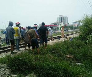 Thanh Hóa: Cố băng qua đường sắt, đôi nam nữ bị tàu cán tử vong