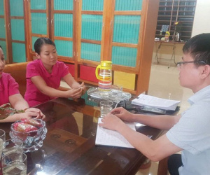 Vụ nhiều giáo viên quỳ: Chủ tịch thị trấn Thanh Chương phủ nhận con học ở cơ sở Tuổi Thơ