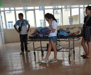Khởi tố vụ cô gái bị đánh, lột đồ giữa đường ở Thanh Hóa
