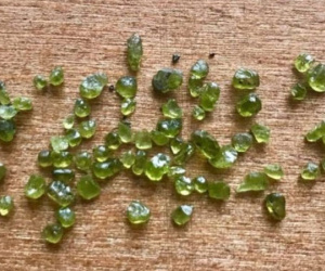 'Mưa đá quý' đổ xuống Hawaii sau trận phun trào núi lửa
