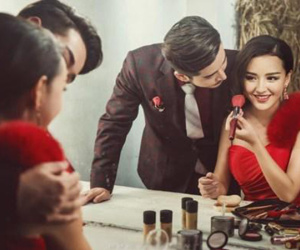 Những quái chiêu xoá dấu vết 'ăn vụng' của cánh đàn ông khi ngoại tình